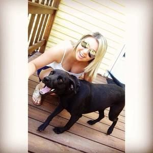 Meet your Posher, Halley