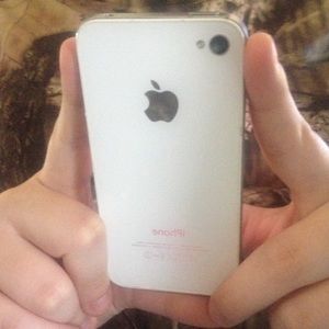 iPhone 4s