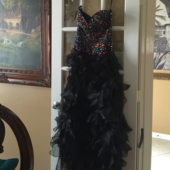 Sherri hill 21050