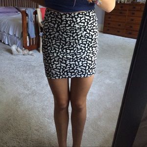 black and white pencil skirt