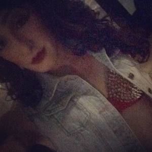 Meet your Posher, Farrah