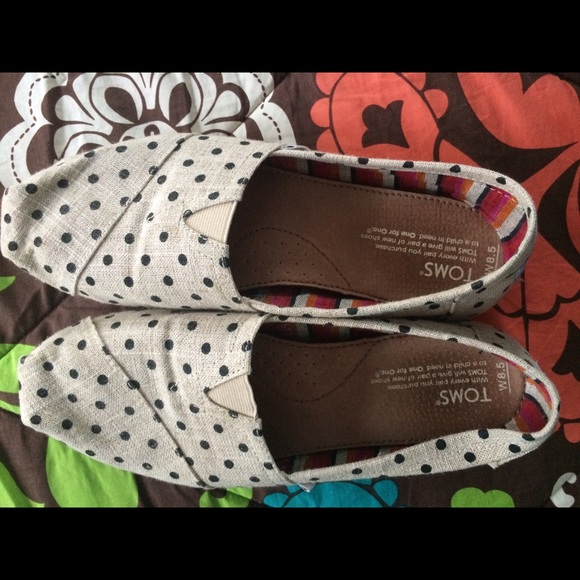 TOMS Shoes - TOMS polka dot size 8.5