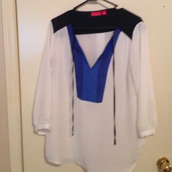 Sheer Elle ladies top