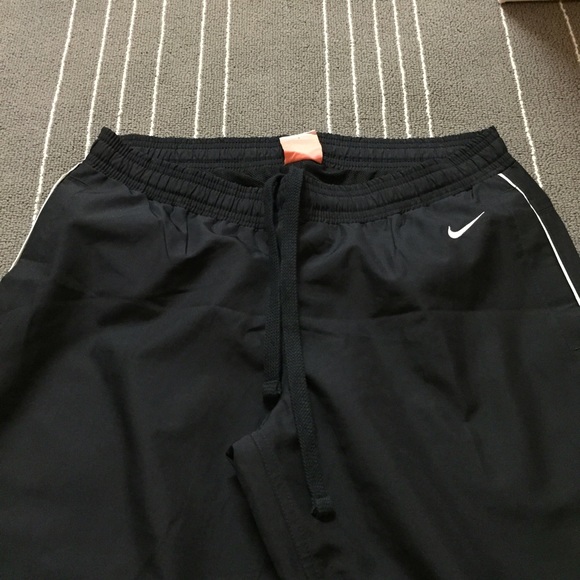 Nike Pants - Nike Sweatpants Nike Pants - Nike Sweatpants