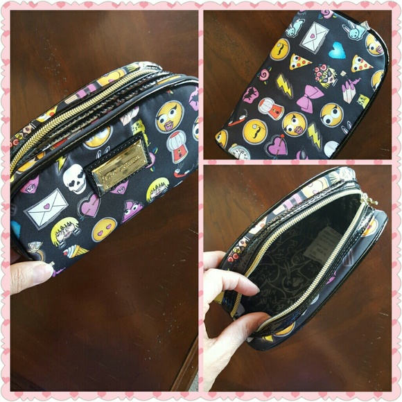 Makeup bag