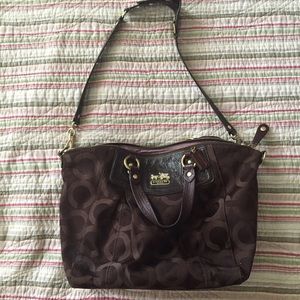 Coach swing body purse
