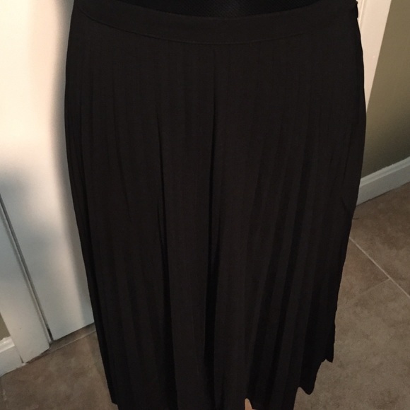 Black slinky skirt