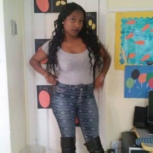 Meet your Posher, Iris