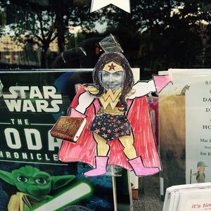 Meet your Posher, Dolores