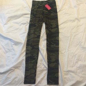 NWT Love Culture Camo Leggings - One Size