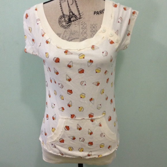Forever 21 cupcake and ice cream top