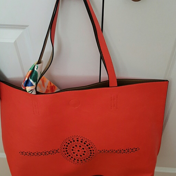 Large tote bag