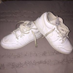 NIKE AIR FORCE 1 lows!!!!