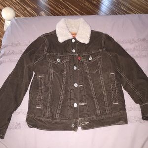 VINTAGE sherpa lined levis jacket