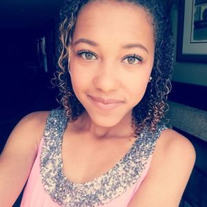 Meet your Posher, Chantelle