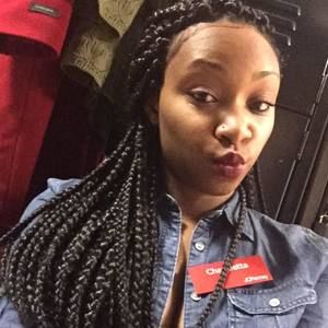 Meet your Posher, Chaquetta