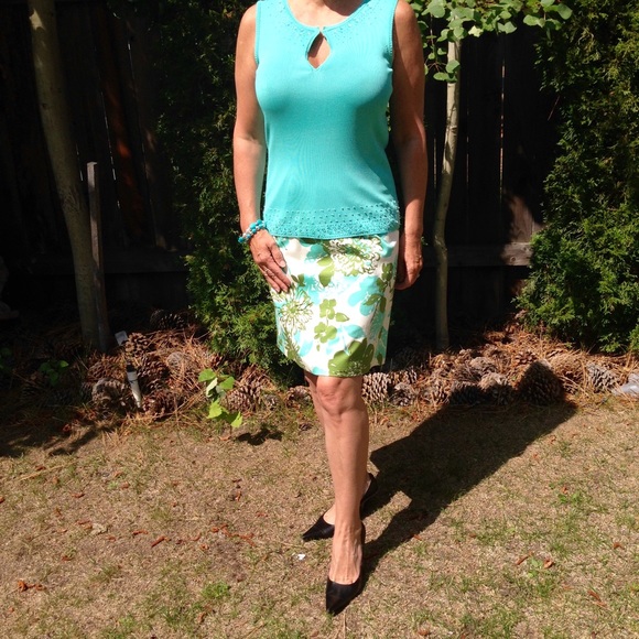 ‼️REDUCED‼️ Valerie Stevens skirt w/matching top