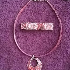 Necklace and bracelet