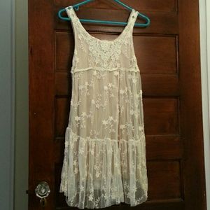 White lace dress