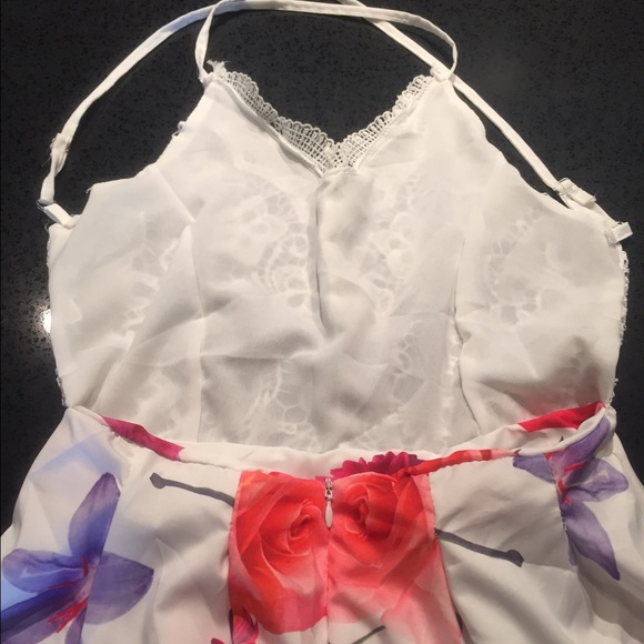 Romper - Picture 3 of 4