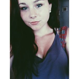 Meet your Posher, Jade