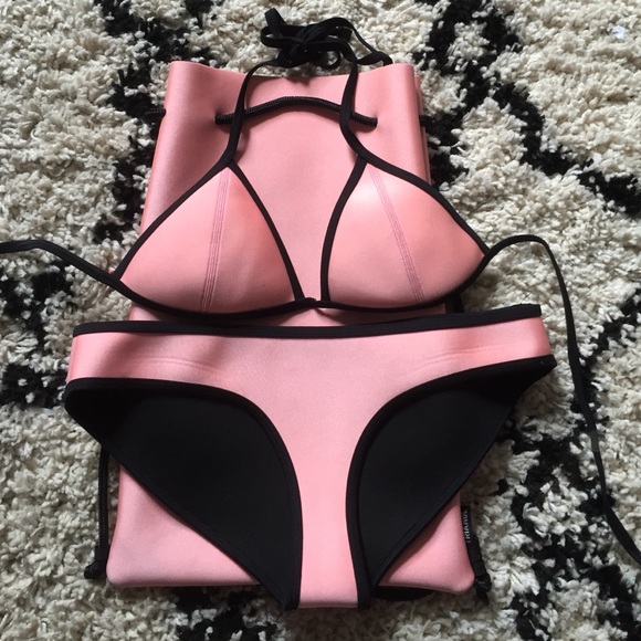 pink triangl bikini