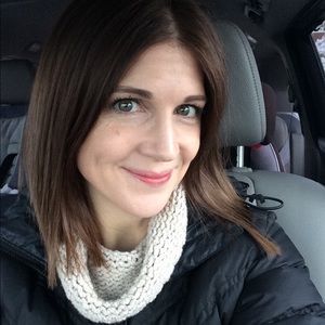 Meet your Posher, Carolyn