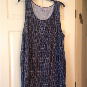 Navy diamond patterned dress!