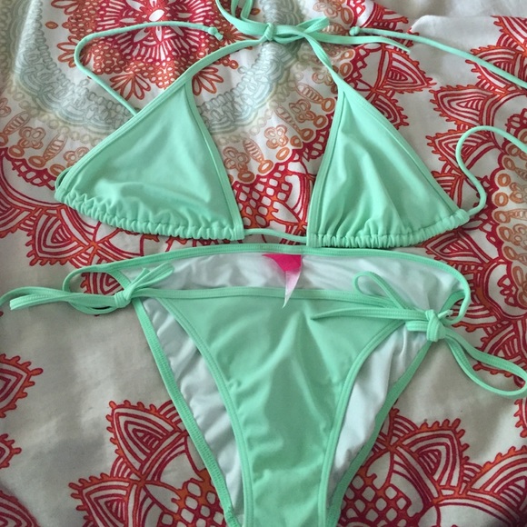 VS Green Swim Suit 🌿