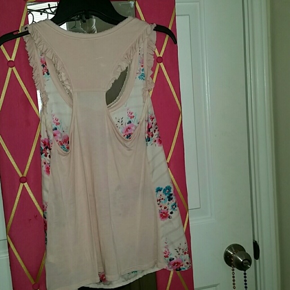 FLORAL TOP - Picture 3 of 4