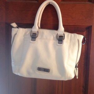 Whit Steve Madden bag