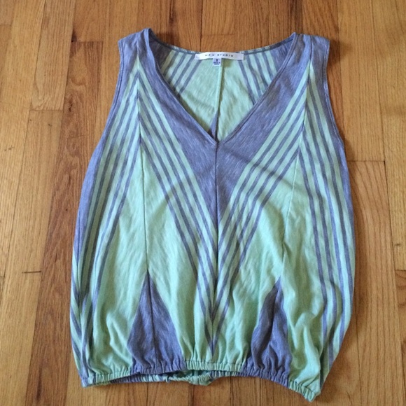 Max studio sleeveless work blouse size small