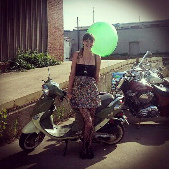 Meet your Posher, Deidre - Picture 2 of 4