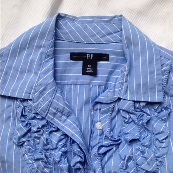 Gap button up shirt - Picture 2 of 4