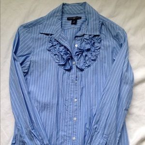 Gap button up shirt