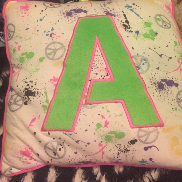 "A" throw pillow - Picture 1 of 2