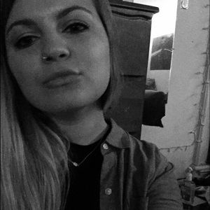 Meet your Posher, Cierra