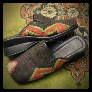 Woven Turkish ethnic kilim shoes