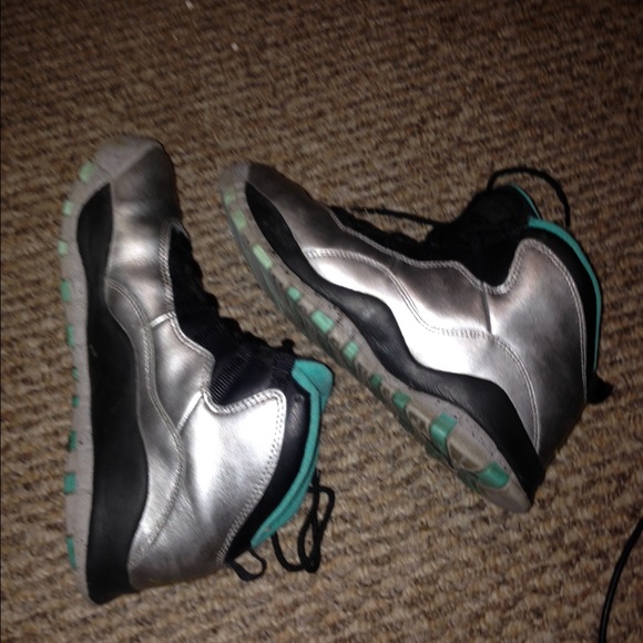 jordans - Picture 3 of 3