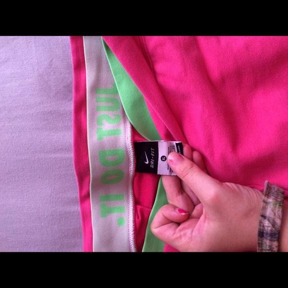 Nike pants - Picture 3 of 3