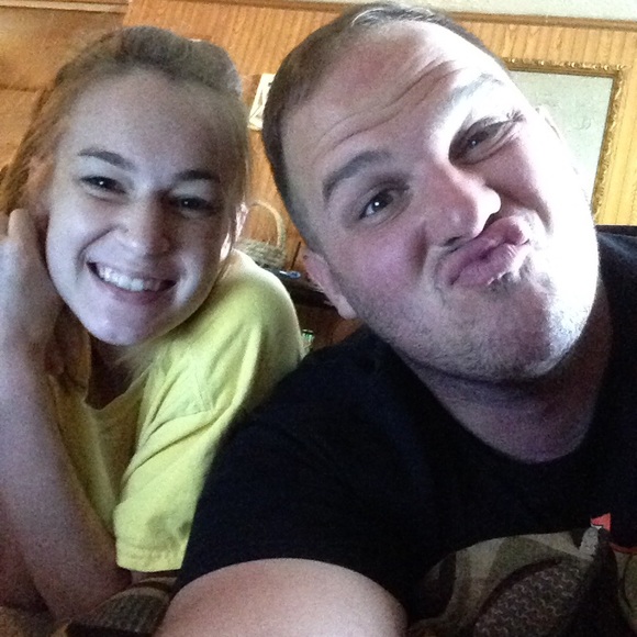 Meet your Posher, Mackenzie - Picture 2 of 2