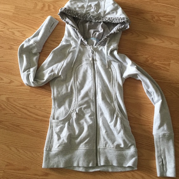 Lululemon light heather hoodie