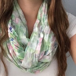Green Spring Scarf