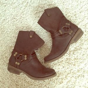 Rocket Dog Brown Western Booties