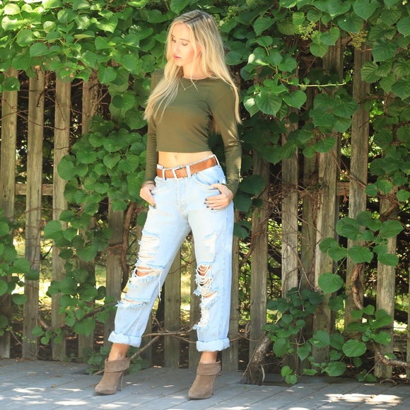 Olive Long Sleeve Crop Top - Picture 3 of 4