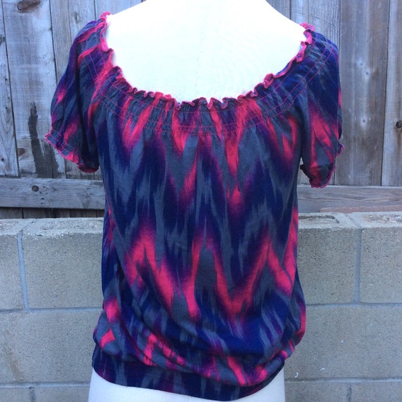 Multi Color Top - Picture 3 of 4