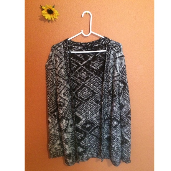 Forever 21 Knit Cardigan