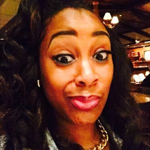 Meet your Posher, Jasmine