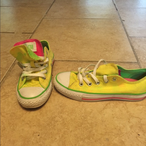 Neon converse