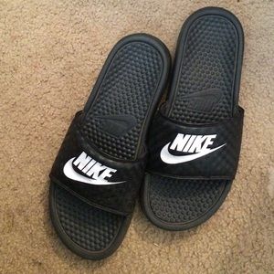 Nike slippers
